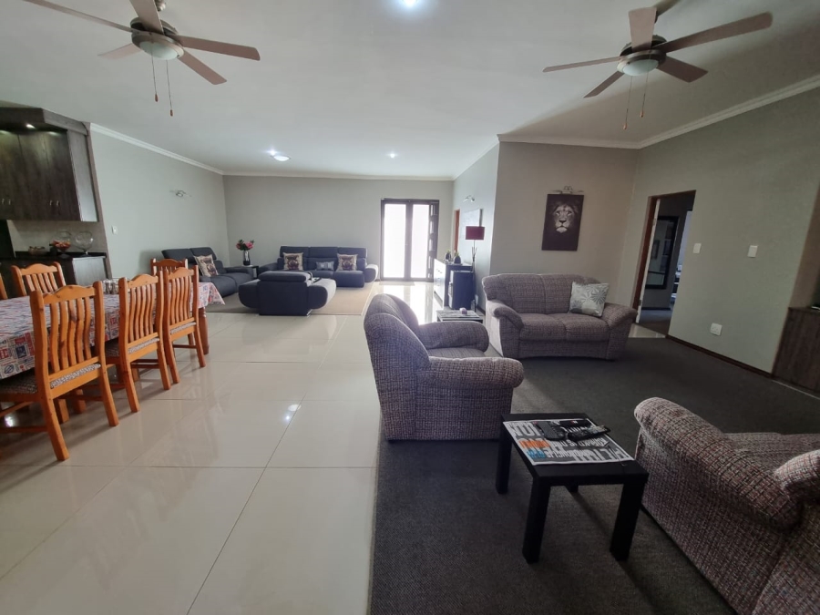 4 Bedroom Property for Sale in Buffelspoort Eco Estate North West